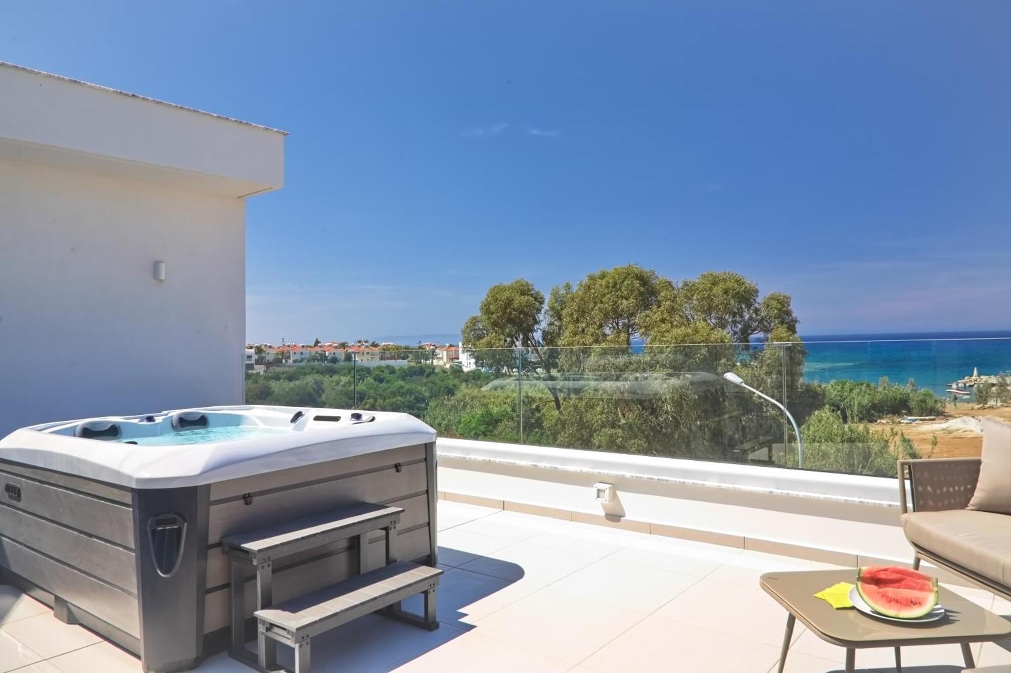 Seaview Luxury Villa Jacuzzi & Pool! 2 Min Beach Protaras Exterior foto