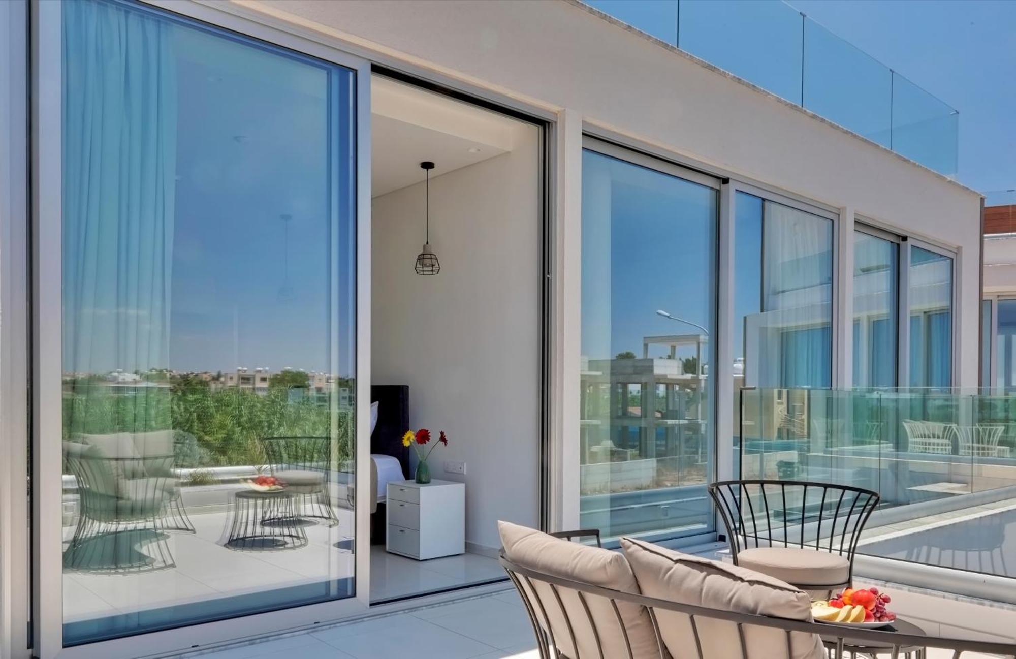 Seaview Luxury Villa Jacuzzi & Pool! 2 Min Beach Protaras Exterior foto